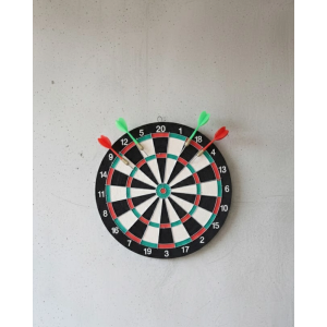17 İnç Profesyonel Dart Tahtası Dayanıklı Yapı Ve 4 Metal Dart Oku