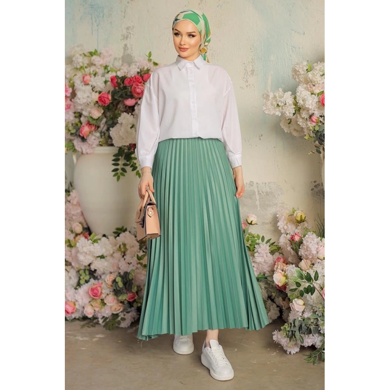 Zarif Ve Modern Pileli Parlak Krep Gizli Lastikli Mint Etek Zarif Ve Modern Pileli Parlak Krep Gizli Lastikli Mint Etek