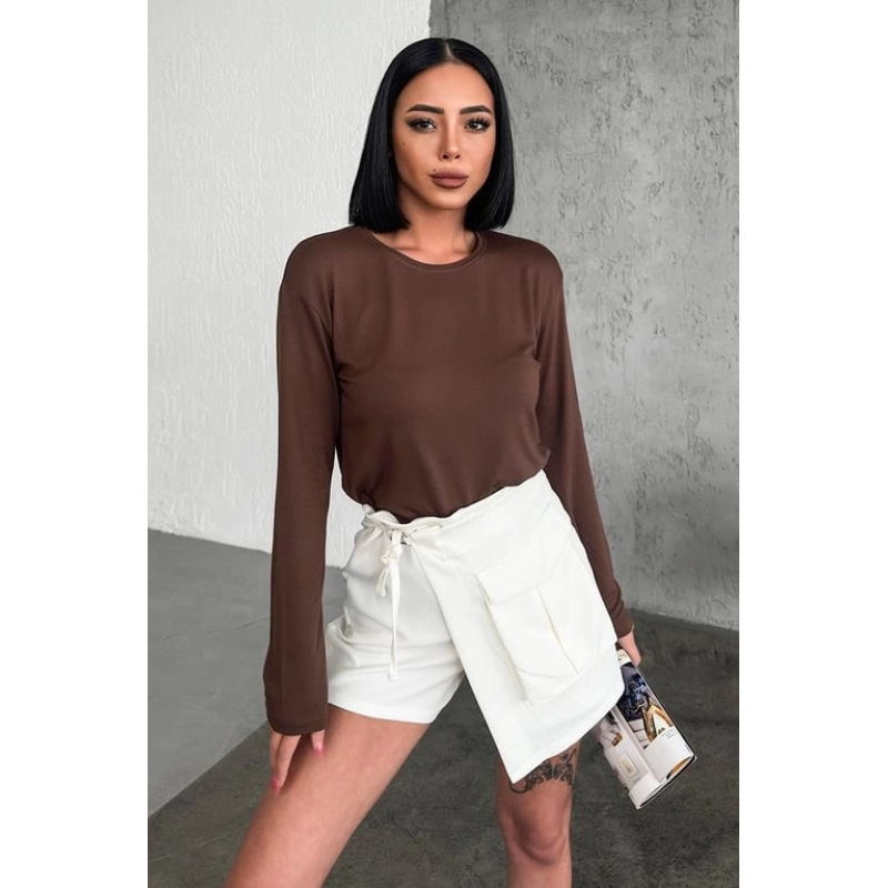 Rahat Ve Şık Uzun Kollu Bisiklet Yaka Likralı Viskon Penye Body Kahverengi Rahat Ve Şık Uzun Kollu Bisiklet Yaka Likralı Viskon Penye Body Kahverengi