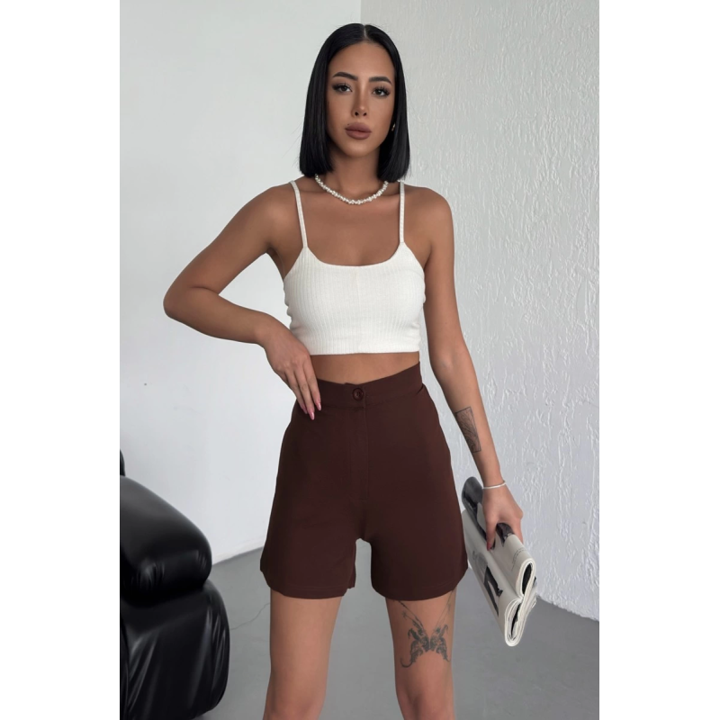 Tarz Ve Rahatlığı Bir Arada Sunan Yüksek Bel Esnek Likralı Krep Şort Kahverengi Tarz Ve Rahatlığı Bir Arada Sunan Yüksek Bel Esnek Likralı Krep Şort Kahverengi