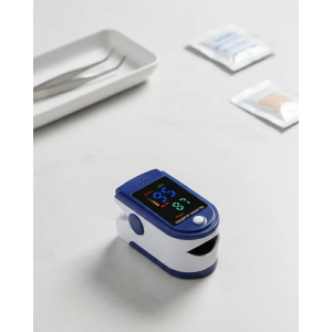 Dijital Parmak Tipi Oksimetre Hızlı Ve Doğru Oksijen Ölçümü