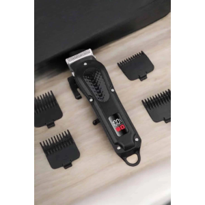 Suya Dayanıklı Tıraş Makinesi Keskin Bıçaklı Dijital Göstergeli Şarjlı